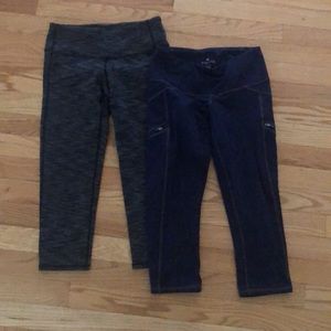 EUC athleta Capri bundle! Size XS